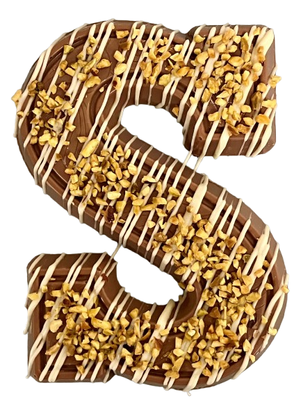 Luxe gedecoreerde Dubai letter S, melk met slagroomvulling Pistache & Kataifi