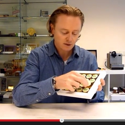LogoChoc TV - 16 logobonbons in geschenkdoos