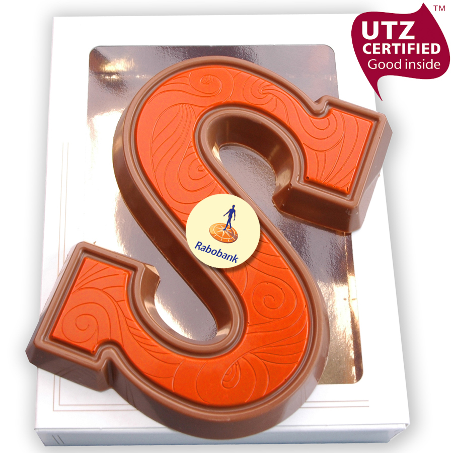 Chocoladeletter S ingekleurd met logo