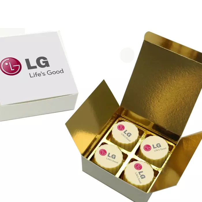 VIP Doosje met 4 logobonbons incl. dekselsticker of banderol