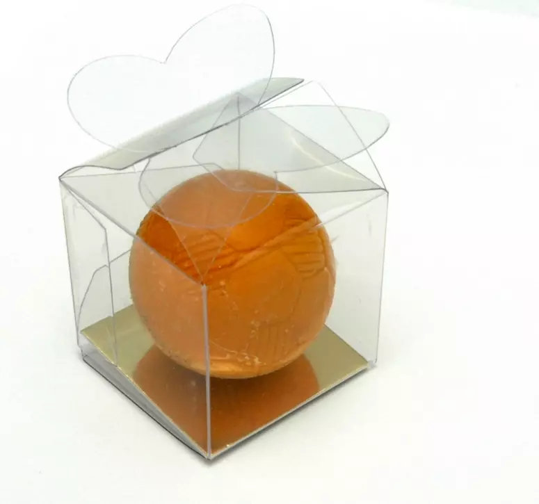 Voetbal bonbon in doosje