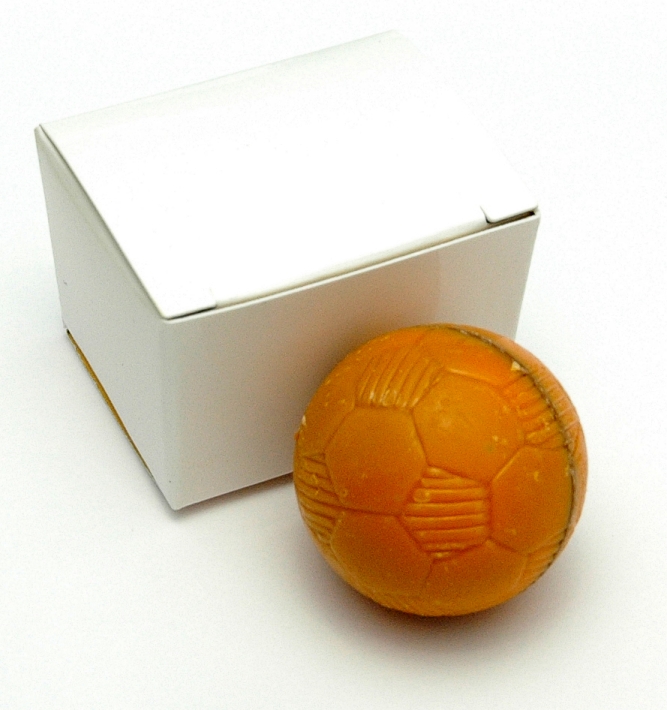 Voetbal bonbon in doosje